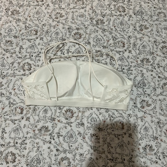 Never Worn, Aéropostale Top (M)! - Picture 2 of 2